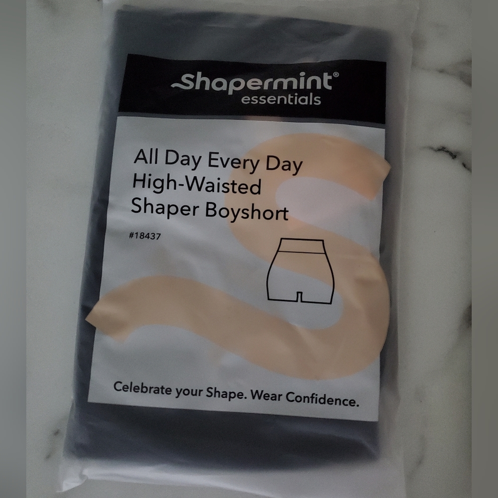 BRAND NEW Shapermint Essentials Shaping Boyshort